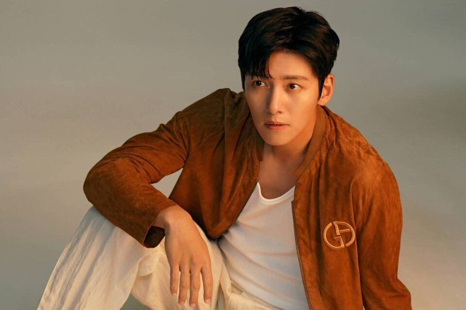 Ji Chang-wook's still photo.