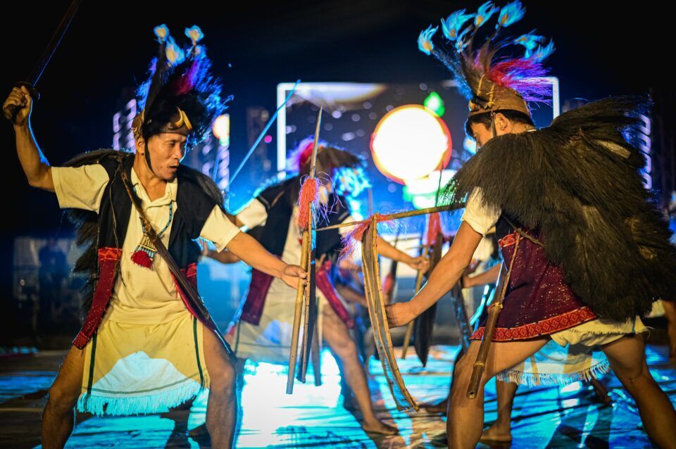 orange festival dambuk