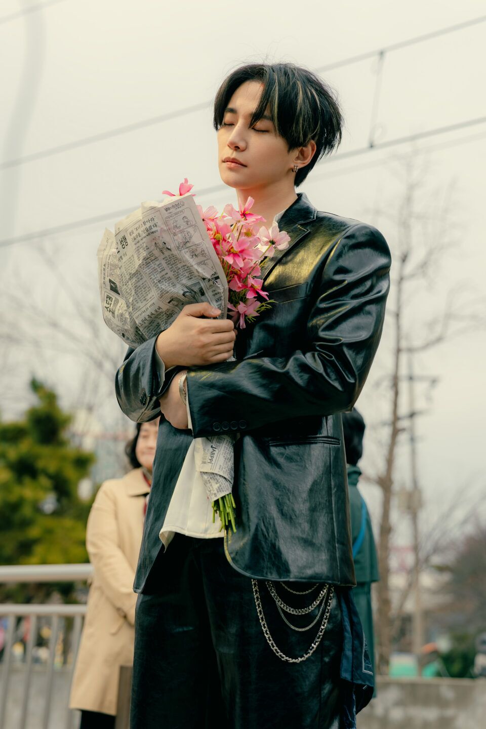 'टाइफून फ़ैमिली' में कांग ताए-पूंग के रूप में ली जून-हो